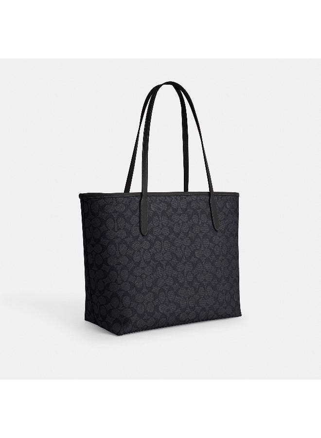 كوتش اوت ليت حقيبة كوتش سيتي توت ذات الطبعة الأيقونية، من موضة النساء، متعددة الوظائف، بسعة كبيرة، مقاس كبير، باللون الرمادي والأسود - Image 4